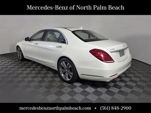 Used 2015 Mercedes-Benz S 550 4MATIC Sedan image 4