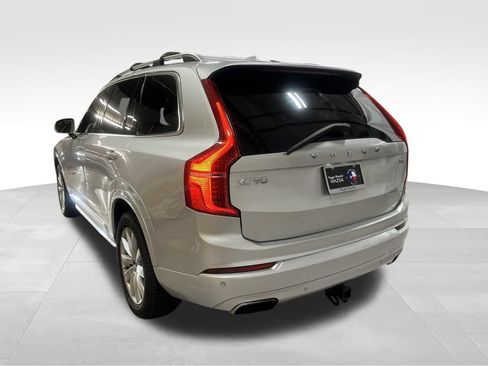 Used 2016 Volvo XC90 T6 Momentum w/ Momentum Plus Package AWD/4WD image 7