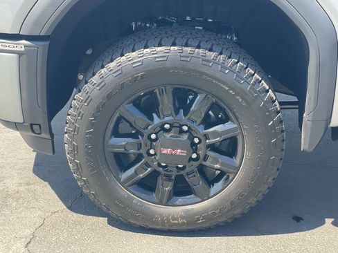 New 2026 GMC Sierra 2500 AT4 w/ AT4 Premium Plus Package AWD/4WD image 30