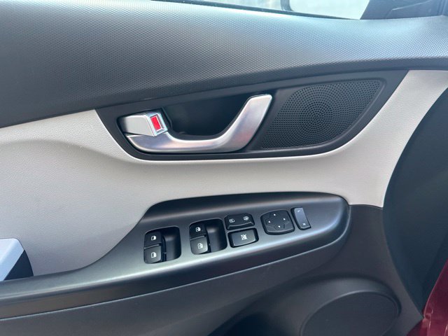 Used 2023 Hyundai Kona SEL FWD image 15