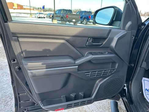 Used 2024 Toyota Tacoma SR5 image 9