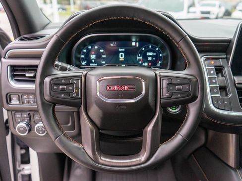 Used 2023 GMC Yukon AT4 w/ AT4 Premium Package image 19