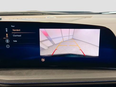 Certified 2025 Cadillac XT4 Sport w/ Technology Package image 13