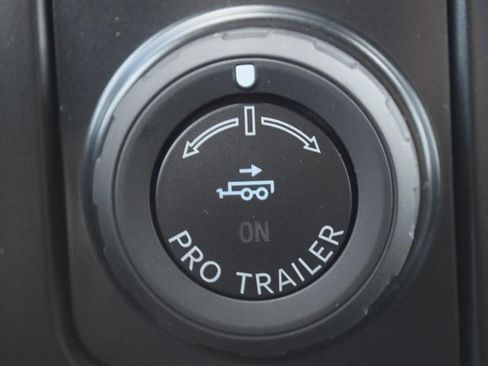 New 2025 Ford F350 Platinum w/ FX4 Off-Road Package image 16