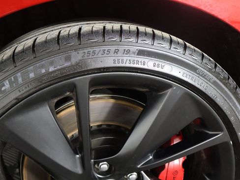 Used 2023 Genesis G70 3.3T w/ Sport Prestige Package image 23