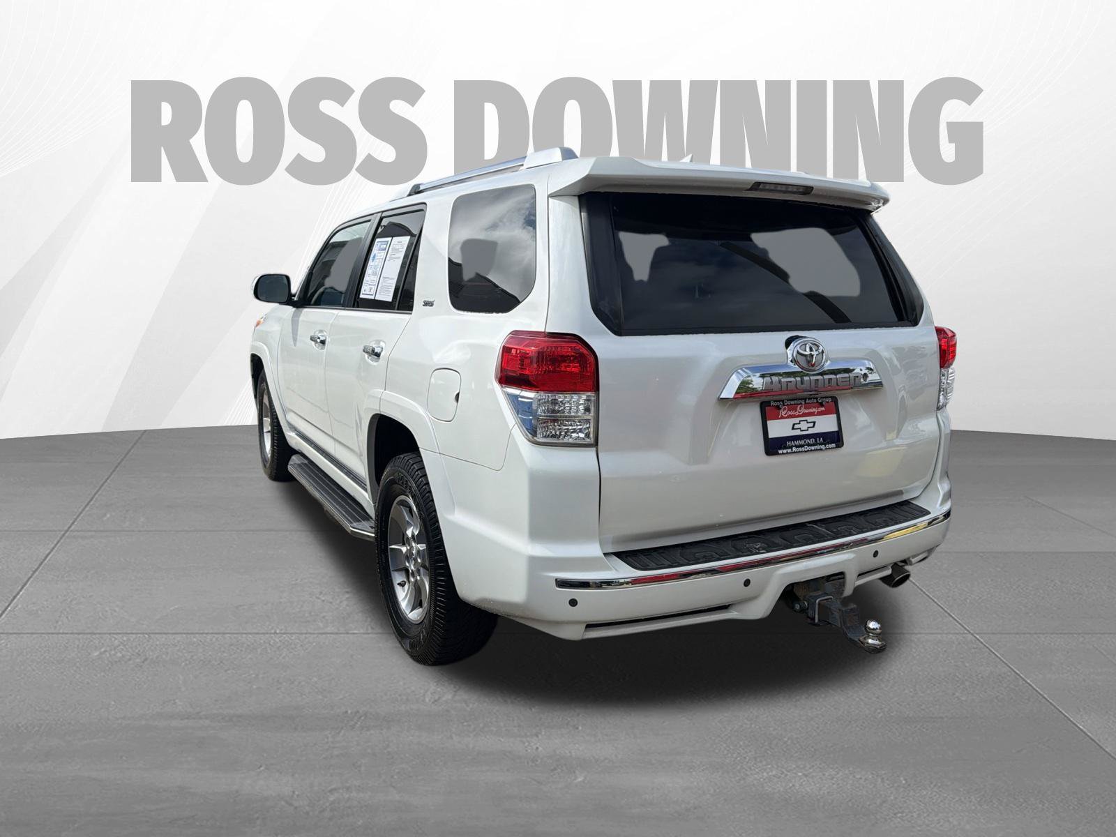 Used 2011 Toyota 4Runner SR5 w/ Premium Pkg w/Leather RWD image 6