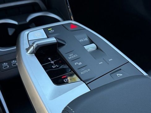 New 2026 BMW X2 xDrive28i w/ Technology Package image 23