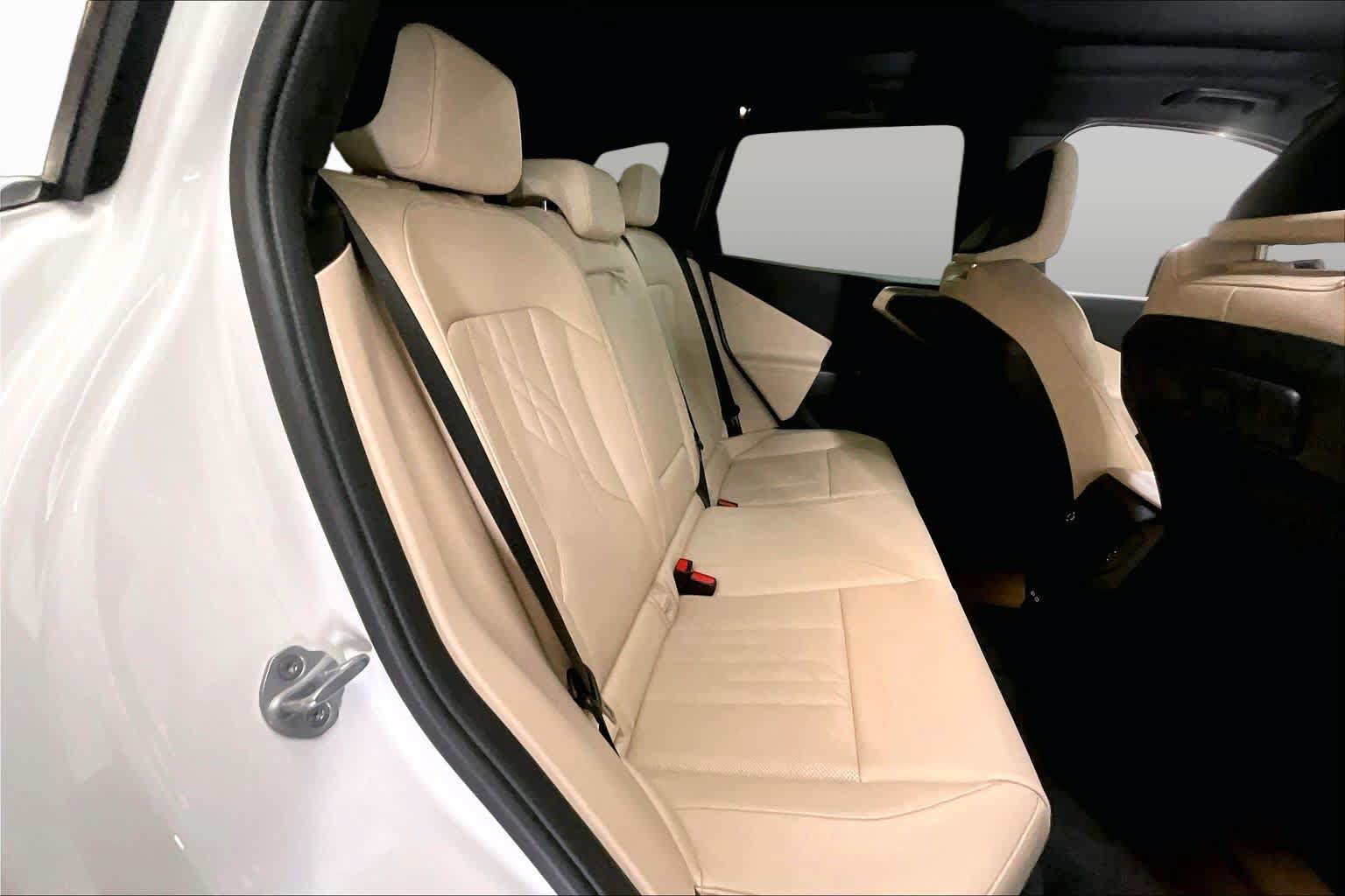 Used 2025 BMW X3 xDrive30i w/ Premium Package AWD/4WD image 20