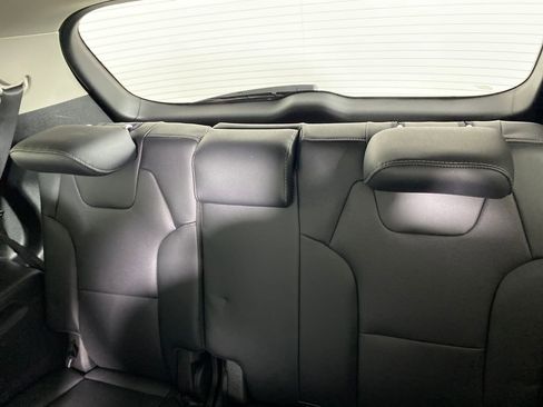 Certified 2024 Kia Telluride SX image 27