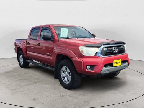 Used 2013 Toyota Tacoma 4x4 Double Cab w/ TRD Off-Road Pkg image 3