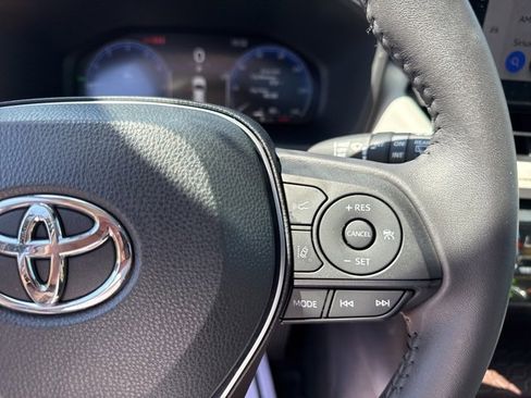 Used 2024 Toyota RAV4 Limited image 21