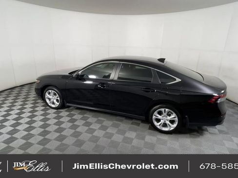 Used 2023 Honda Accord LX image 6