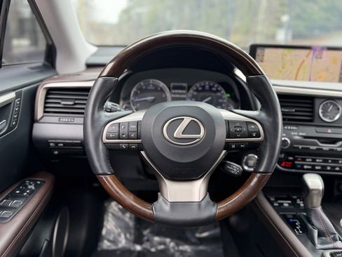 Used 2018 Lexus RX 350L FWD image 45