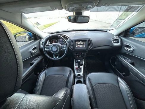 Used 2020 Jeep Compass Latitude image 30