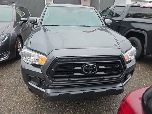 Used 2023 Toyota Tacoma SR AWD/4WD image 2