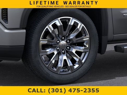 New 2026 GMC Sierra 1500 Denali w/ Denali Reserve Package AWD/4WD image 9
