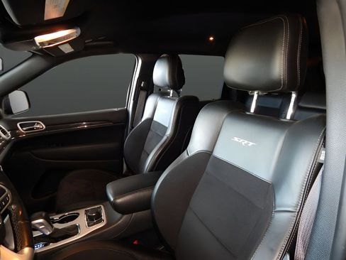 Used 2020 Jeep Grand Cherokee SRT w/ Trailer Tow Group IV image 18