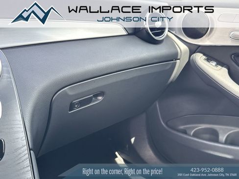 Used 2019 Mercedes-Benz GLC 300 4MATIC image 22