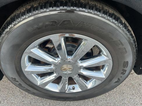 Used 2014 INFINITI QX80 4WD w/ Theater Package image 36