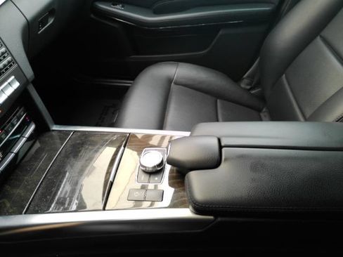 Used 2014 Mercedes-Benz E 250 BlueTEC Sedan image 42