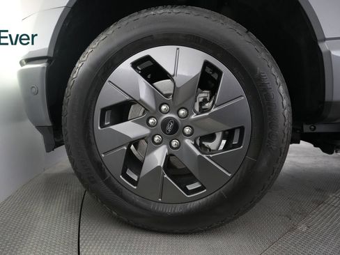 Used 2023 Ford F150 Lightning Lariat w/ Equipment Group 511A High image 13