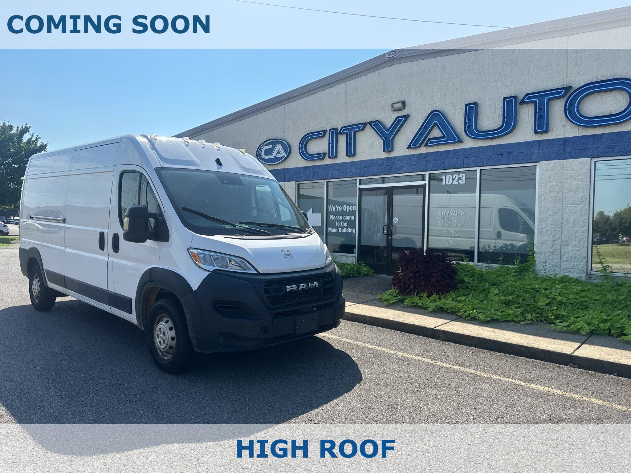 Used 2023 RAM ProMaster 2500 FWD image 1
