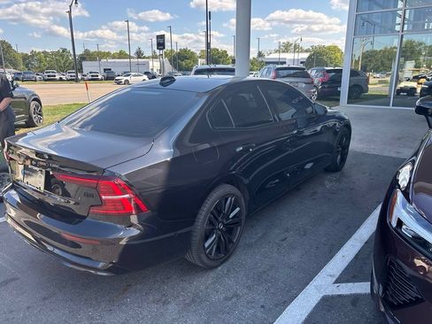Used 2024 Volvo S60 B5 Plus FWD image 4