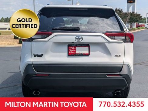 Certified 2024 Toyota RAV4 XLE FWD image 9