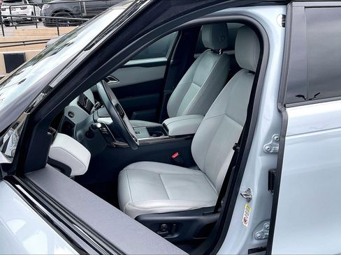 Certified 2024 Land Rover Range Rover Velar Dynamic SE AWD/4WD image 8