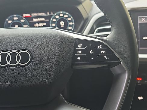 Used 2023 Audi Q4 e-tron Premium Plus image 18