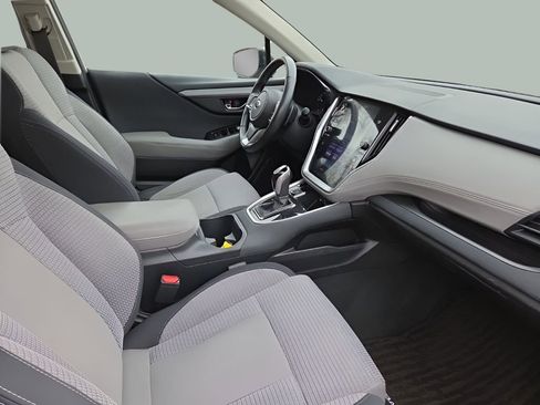 Used 2022 Subaru Outback Premium image 14