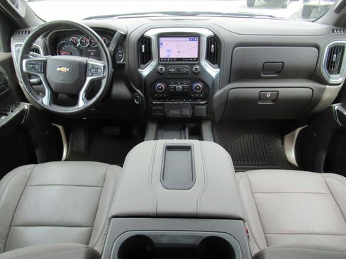 Used 2020 Chevrolet Silverado 1500 LTZ w/ LTZ Premium Package image 11