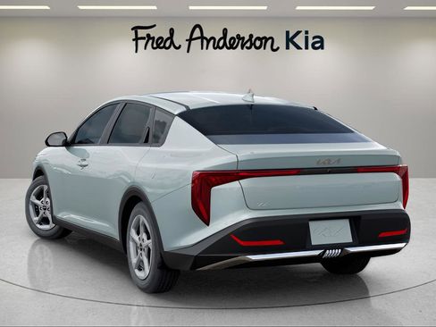 New 2025 Kia K4 LXS image 22
