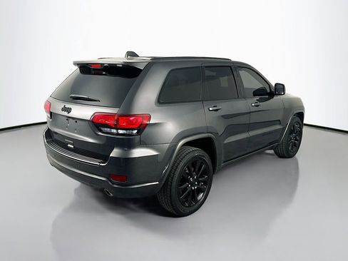 Used 2020 Jeep Grand Cherokee Altitude image 7