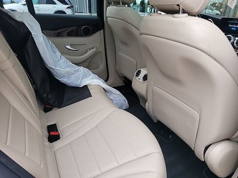 Certified 2022 Mercedes-Benz GLC 300 image 8
