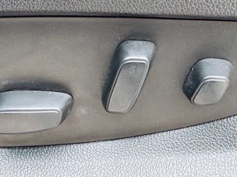 Used 2020 Chevrolet Suburban LT RWD image 10