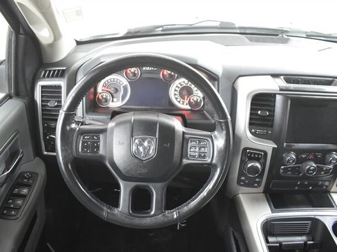 Used 2018 RAM 1500 Big Horn AWD/4WD image 8