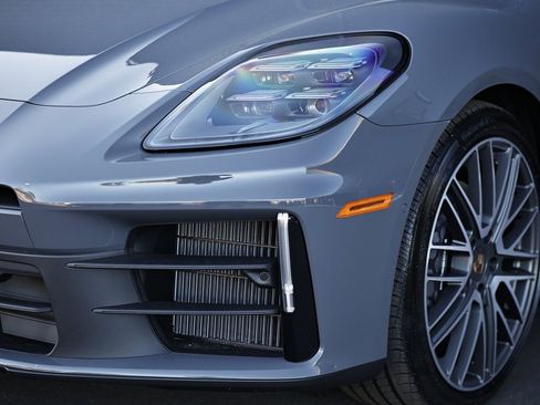 New 2026 Porsche Panamera 4 image 11