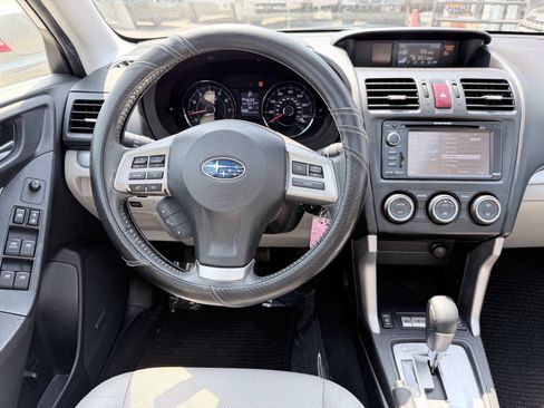 Used 2014 Subaru Forester 2.5i Touring w/ Popular Package #2 AWD/4WD image 19