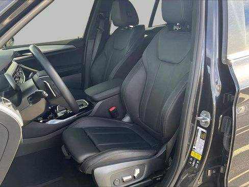 Used 2024 BMW X3 xDrive30i w/ Premium Package image 21