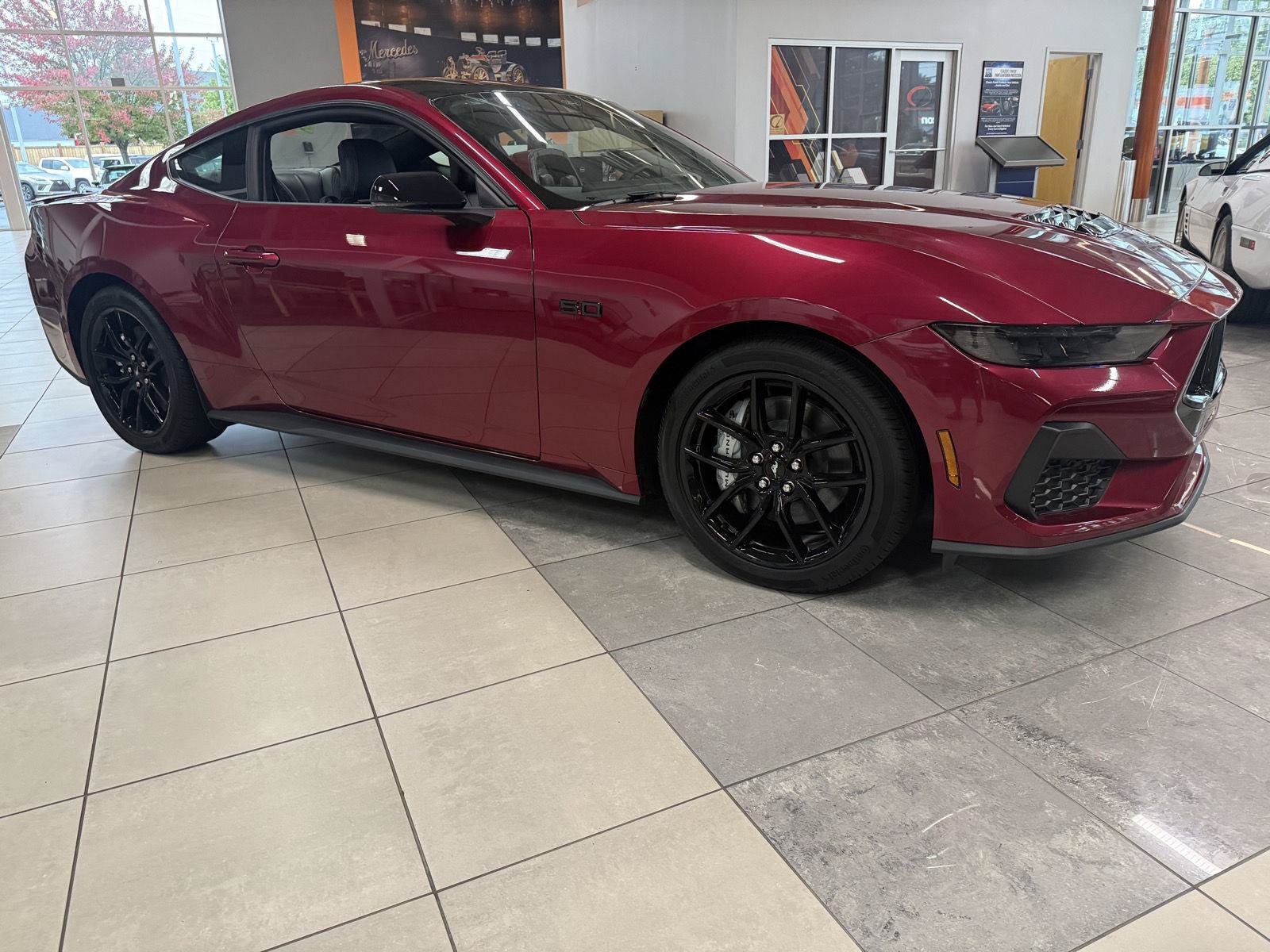Used 2025 Ford Mustang GT Premium RWD image 4
