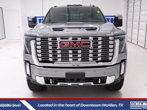 Used 2025 GMC Sierra 2500 Denali w/ Denali Reserve Package AWD/4WD image 2