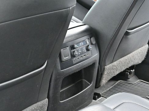 Used 2020 Chevrolet Tahoe Premier image 34