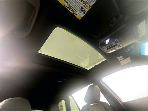 Used 2022 Subaru Outback Wilderness image 22