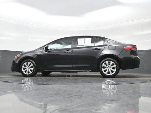 Used 2024 Toyota Corolla LE FWD image 26