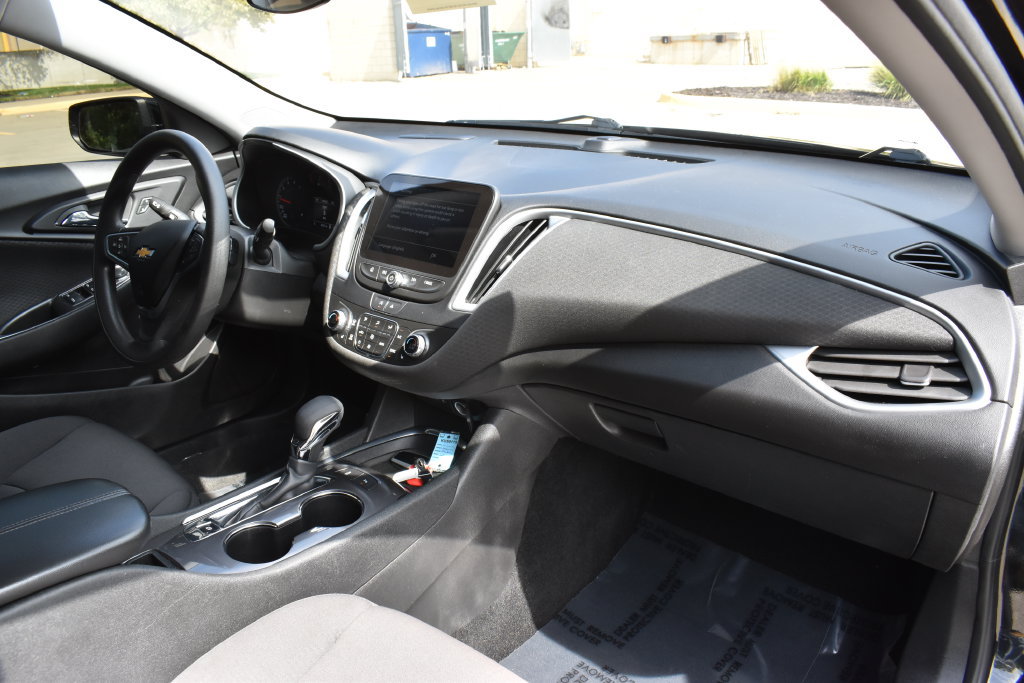 Used 2023 Chevrolet Malibu LT w/ Driver Confidence Package FWD image 13