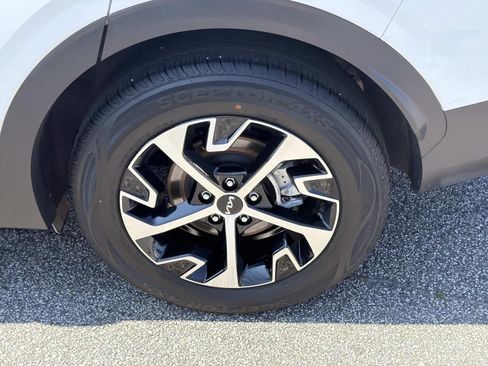 Used 2023 Kia Sportage EX FWD image 19