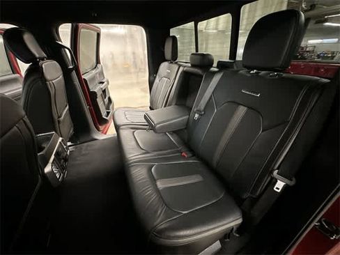 Used 2020 Ford F450 Platinum w/ FX4 Off-Road Package image 19