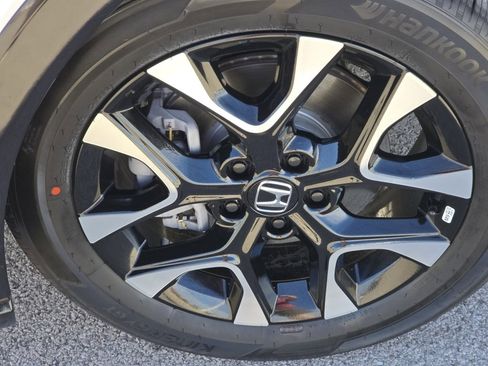 New 2026 Honda HR-V EX-L image 3