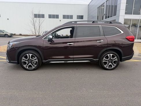 Used 2023 Subaru Ascent Touring image 8